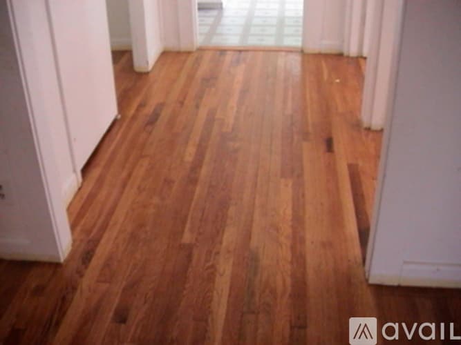 Salem Apartment: 13 Becket Street