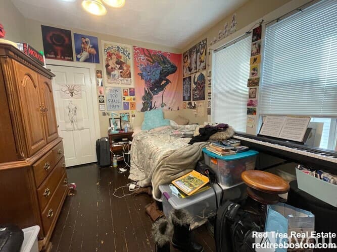 Boston Apartment: 72 Hillside St