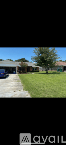 Navarre House: 1729 Shellfish Drive