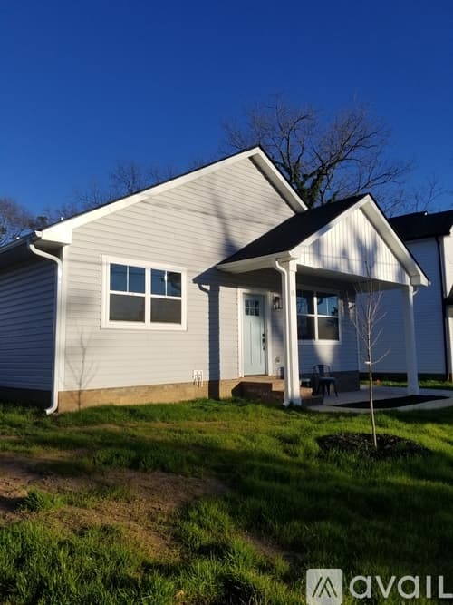 Greenville House: 13 Bigby Street