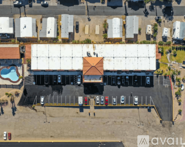 Bullhead City Apartment: 320 Lee Ave