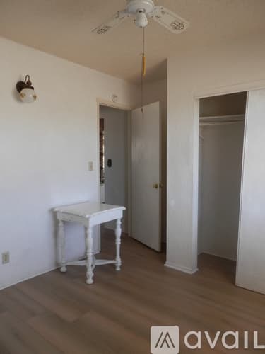 Landers Apartment: 1050 Alta Ave