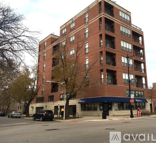 Chicago Apartment: 6957 N Greenview Ave