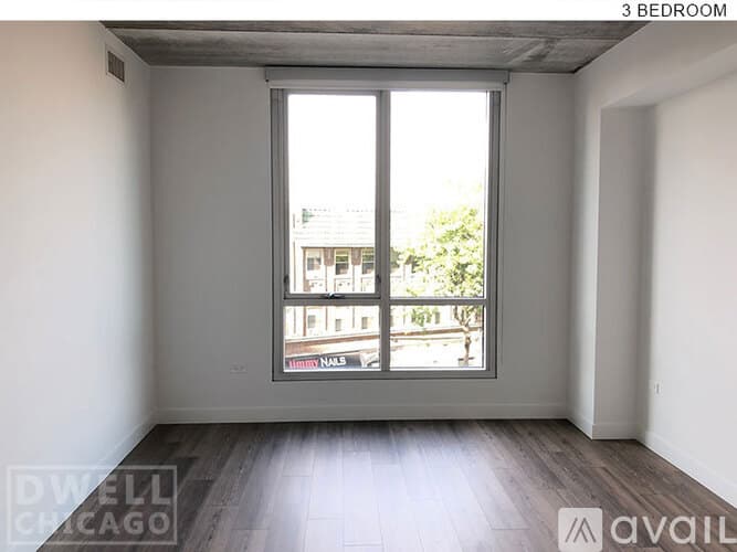 Chicago Apartment: 734 W Sheridan Rd