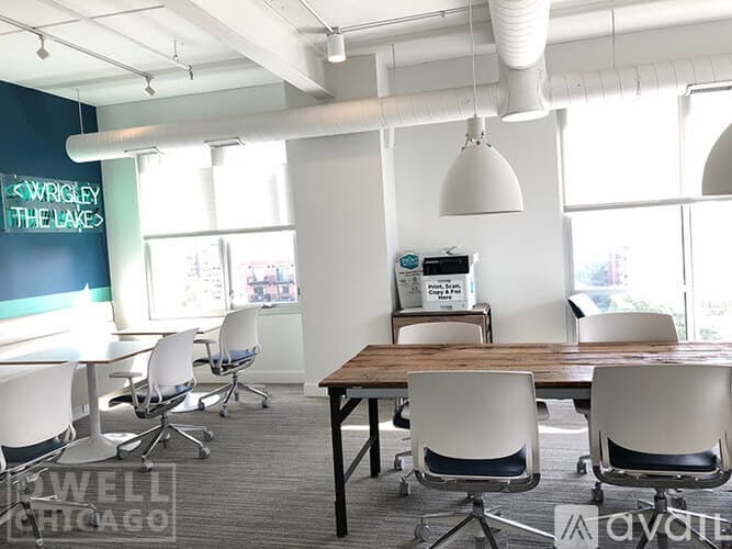 Chicago Apartment: 734 W Sheridan Rd