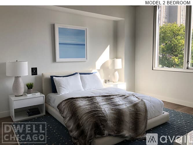Chicago Apartment: 734 W Sheridan Rd