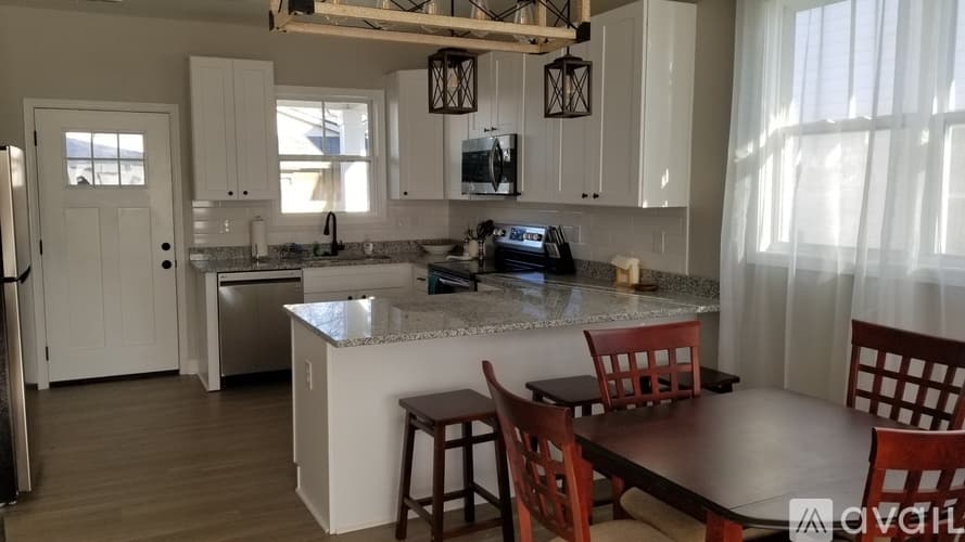 Greenville House: 13 Bigby Street