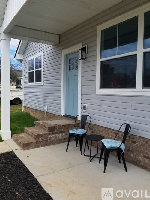 Greenville House: 13 Bigby Street