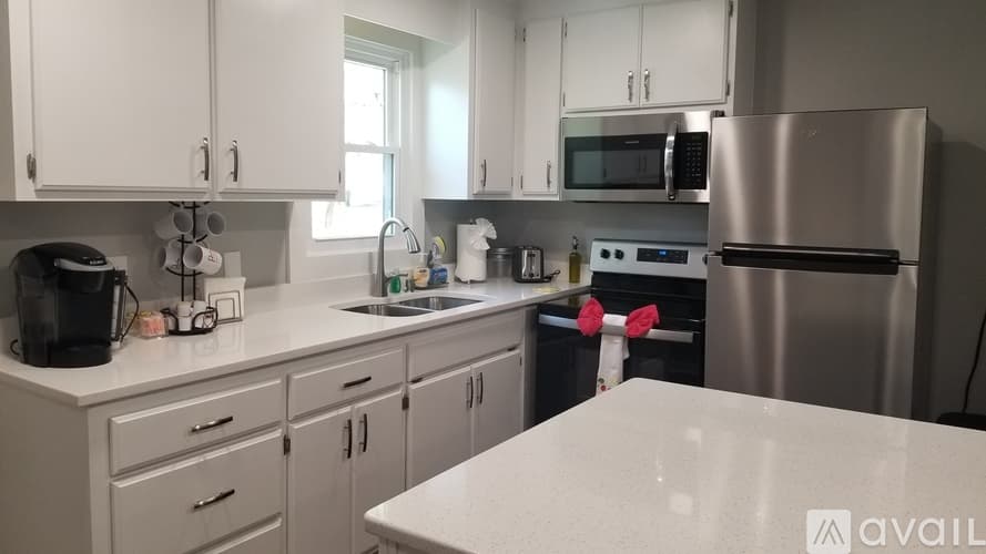 Greenville House: 4 Bigby Street