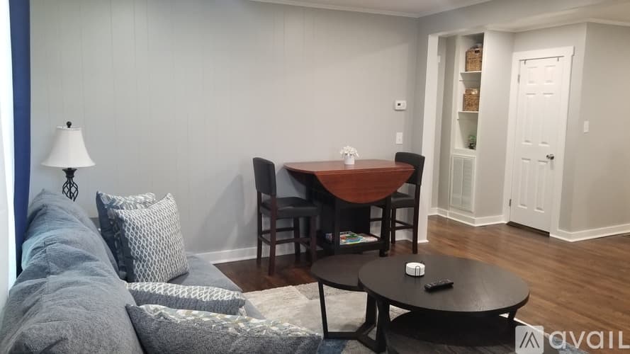 Greenville House: 4 Bigby Street