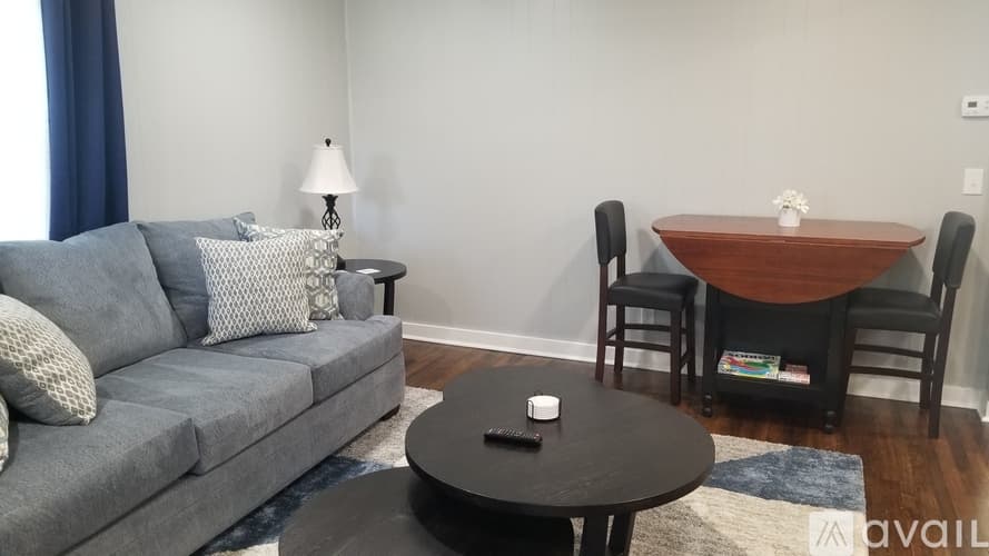 Greenville House: 4 Bigby Street