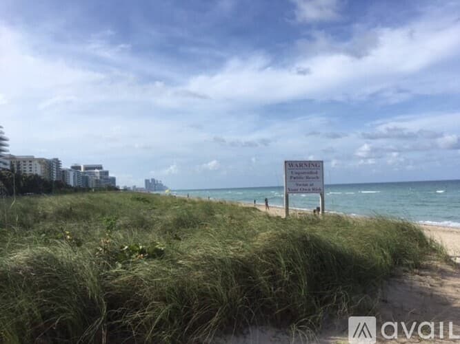 Surfside Apartment: 9056 Collins Ave