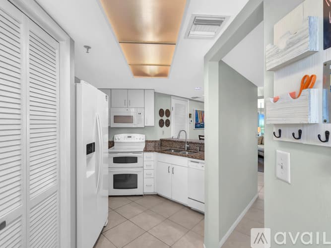 Hutchinson Island Condo: 3870 N Highway A 1 A Ph 5