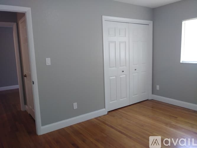 Ocala House: 720 NE 17th Ct