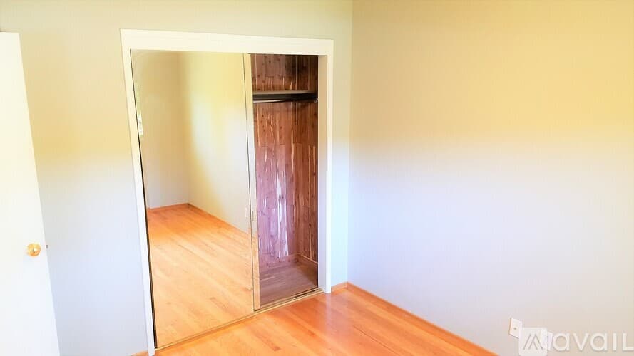 Moraga House: 29 Thorndale Place