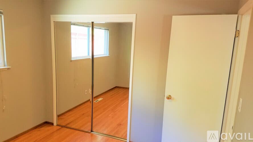 Moraga House: 29 Thorndale Place