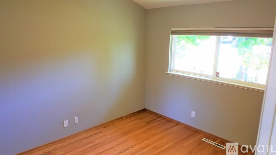 Moraga House: 29 Thorndale Place