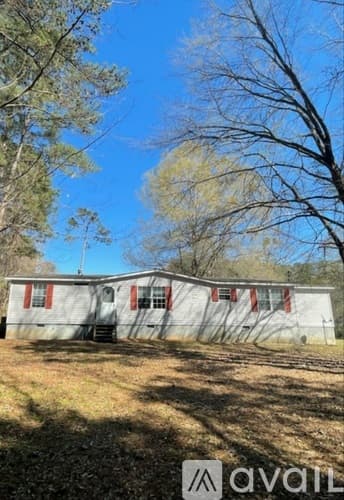 Milledgeville House: 108 Kay Avenue Northeast