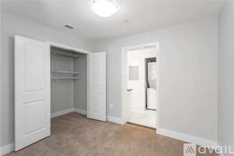 Washington Condo: 4101 Albemarle Street Northwest