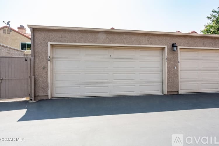 Simi Valley Apartment: 2359 Archwood Ln