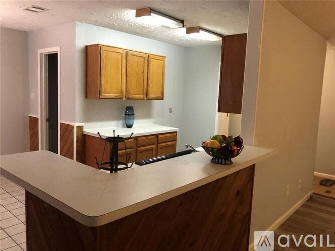 Houston House: 2607 Cypressvine Drive