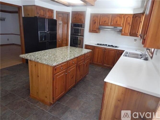Wexford House: 10006 Oakridge Dr