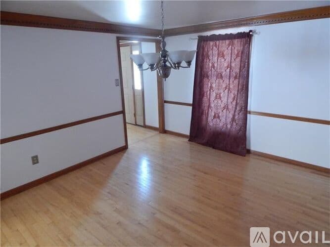 Wexford House: 10006 Oakridge Dr