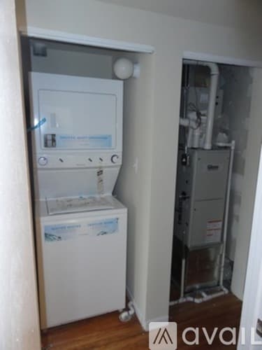 Chicago Apartment: 2803 W Lawrence Ave