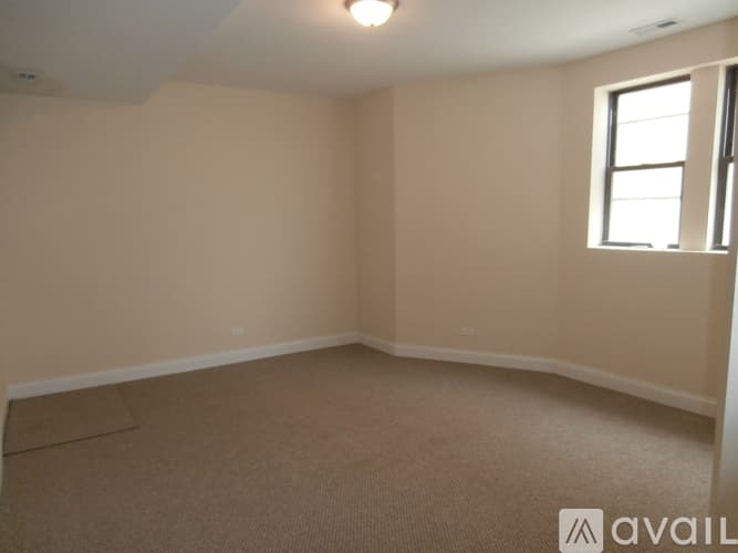 Chicago Apartment: 2803 W Lawrence Ave