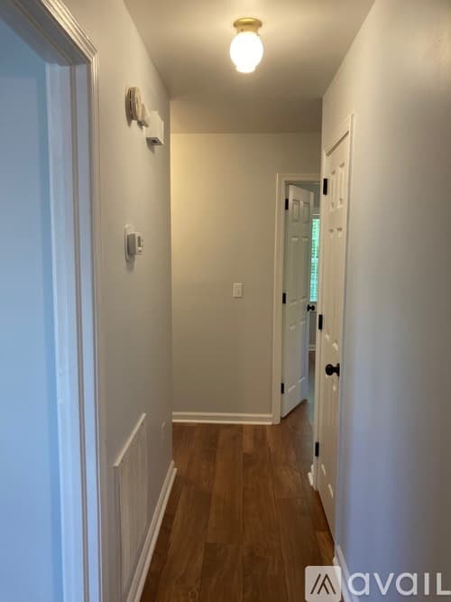 Mount Pleasant House: 1133 Island View Dr