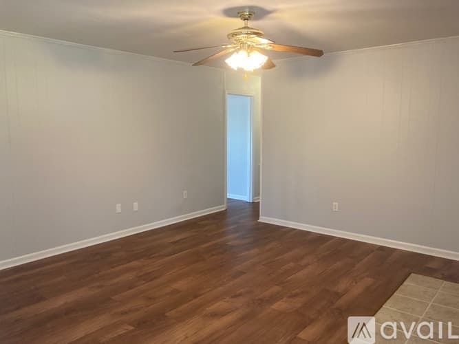Mount Pleasant House: 1133 Island View Dr