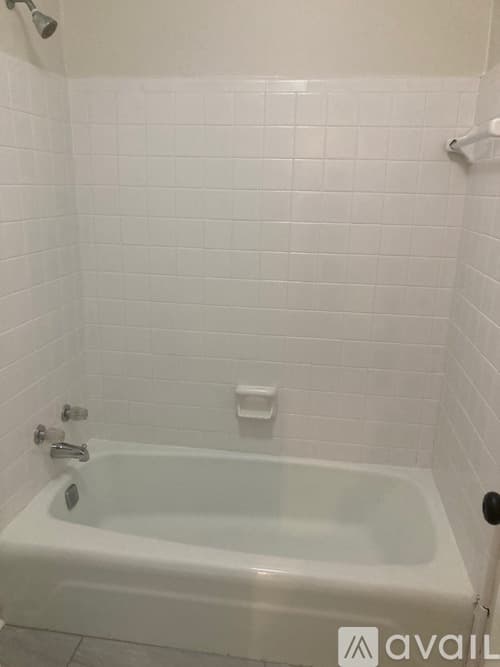 Mount Pleasant House: 1133 Island View Dr