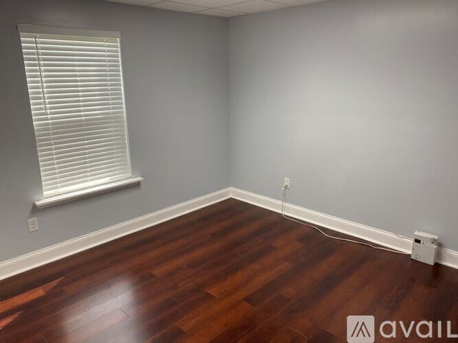 Dallas House: 515 Cole Creek Dr