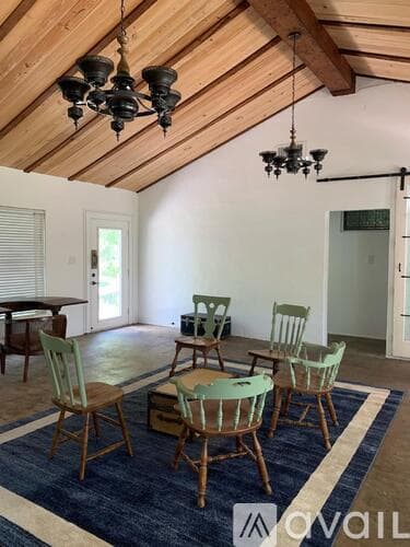 Tampa House: 411 West Flora Street