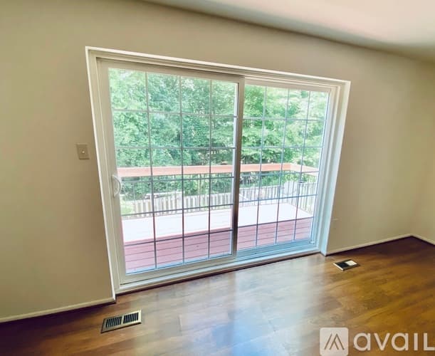 Columbia Townhome: 10690 High Beam Court