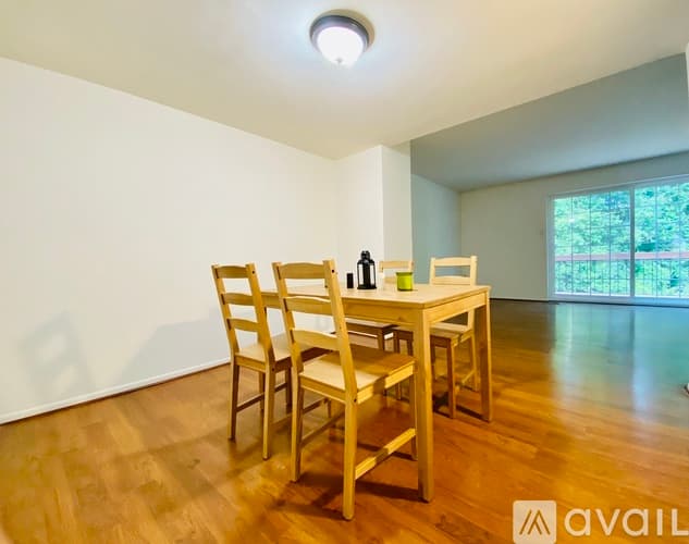 Columbia Townhome: 10690 High Beam Court