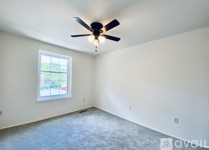 Columbia Townhome: 10690 High Beam Court