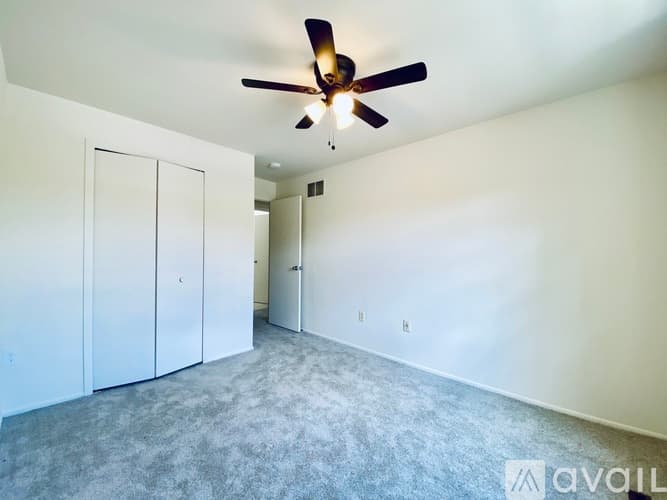 Columbia Townhome: 10690 High Beam Court