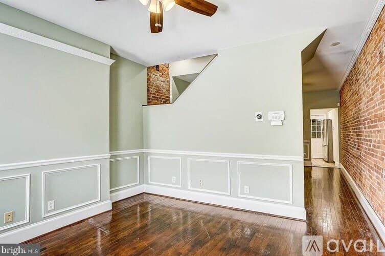 Philadelphia House: 4447 Baker St