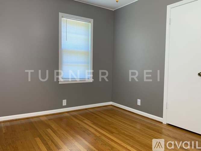 Lavonia House: 85 Parkertown Road
