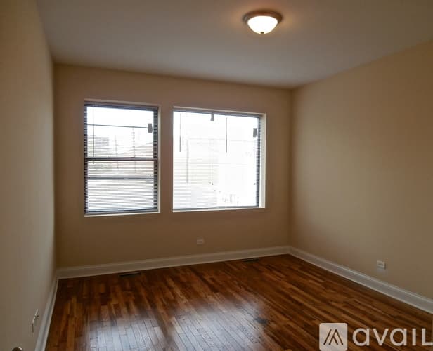 Chicago Apartment: 3216 W Argyle St