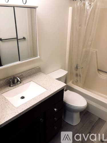 Fairfax Apartment: 22 1st St NW