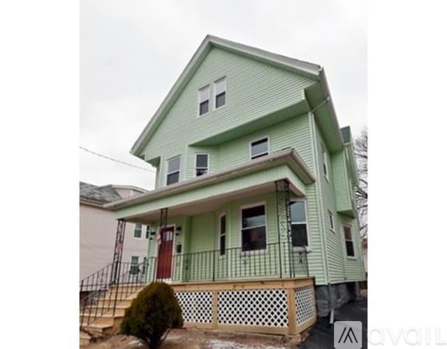 Everett House: 57 Baker Road