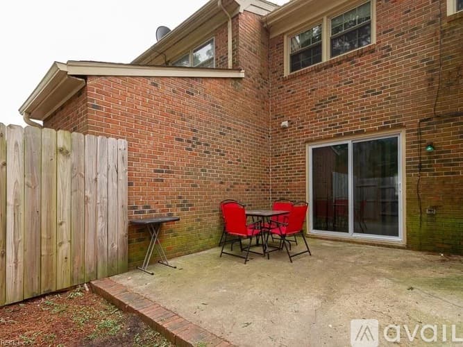 Newport News House: 412 Hustings Lane