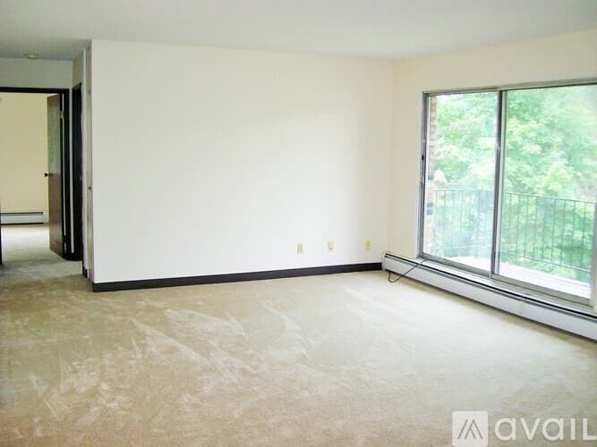Coon Rapids Apartment: 11761 Eldorado Street Northwest