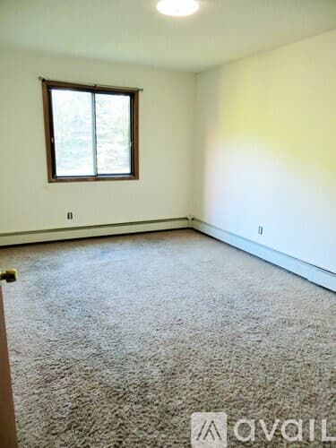 Minneapolis Apartment: 11800 Eldorado Street Northwest