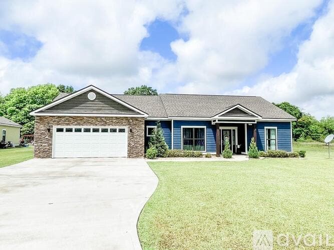Dothan House: 4639 Headland Ave