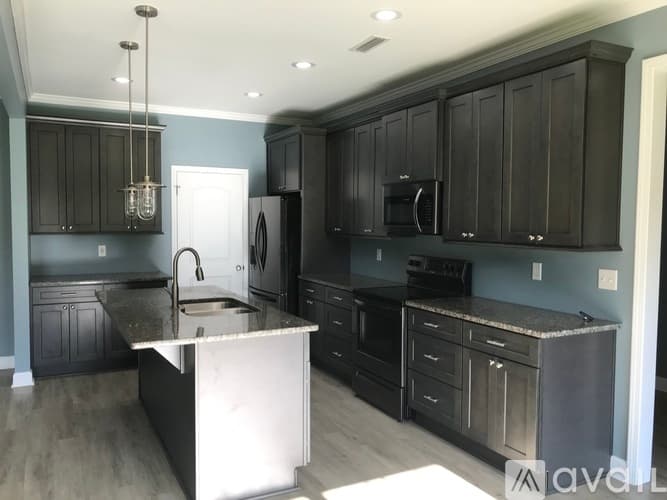 Dothan House: 4639 Headland Ave