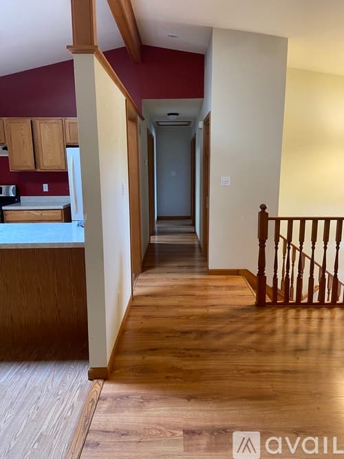 Cedar Lake House: 14218 Windsor St