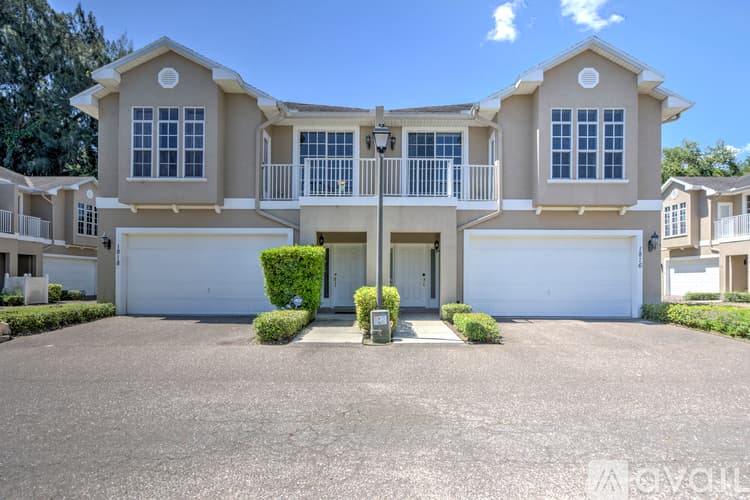 Clearwater House: 1816 Bayshore Way